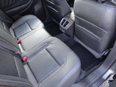2017 Ford Taurus SEL