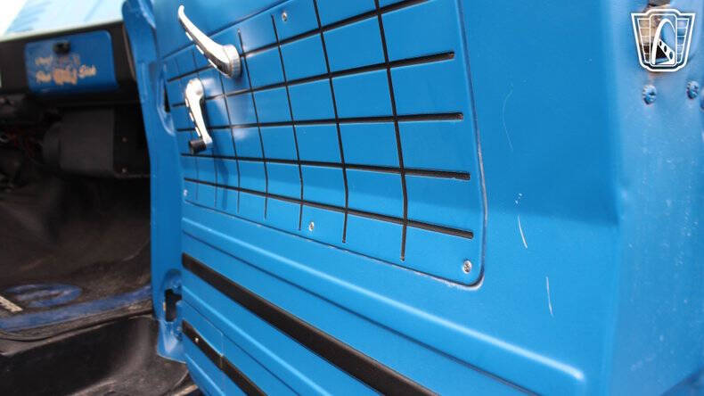 1965 Dodge D100 Pickup
