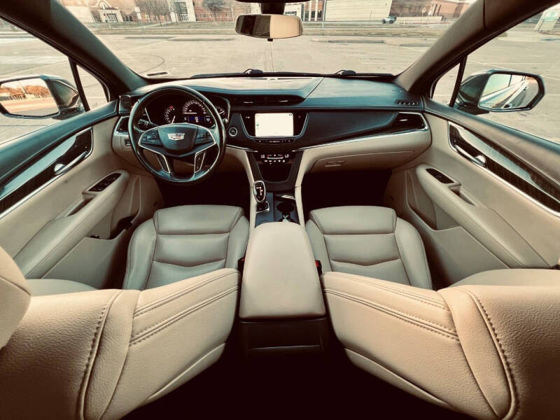 2017 Cadillac XT5