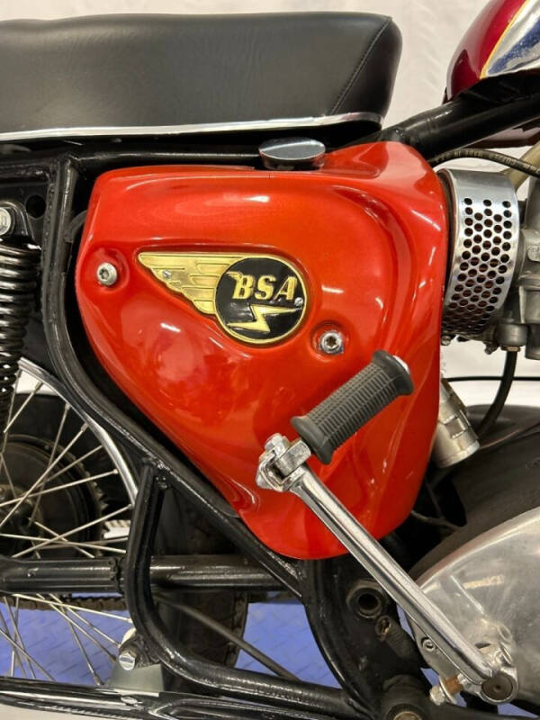 1965 BSA Lightning 650