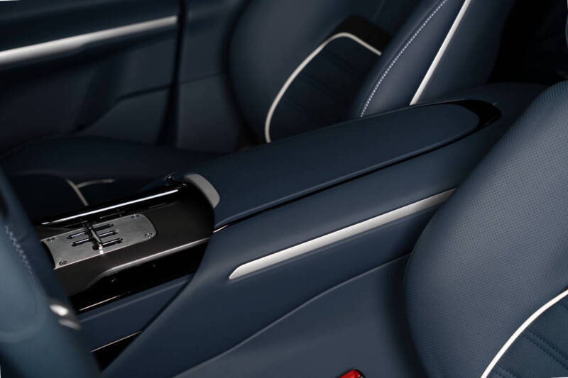 2025 Ferrari Purosangue