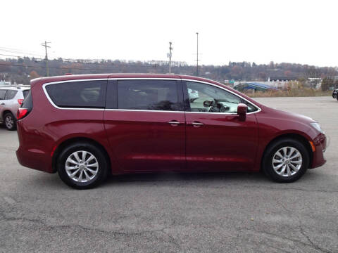 2018 Chrysler Pacifica Touring Plus