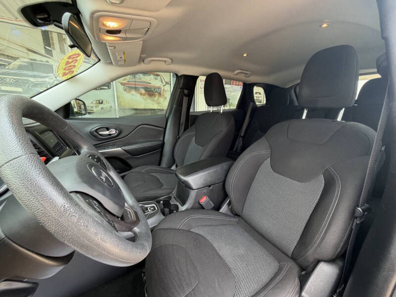 2020 Jeep Cherokee Latitude