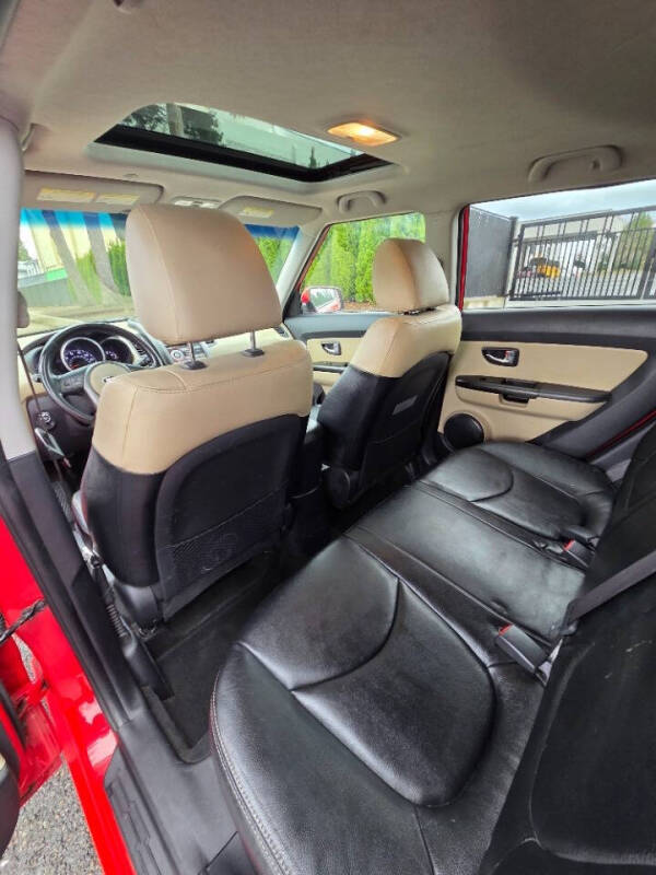 2013 Kia Soul +