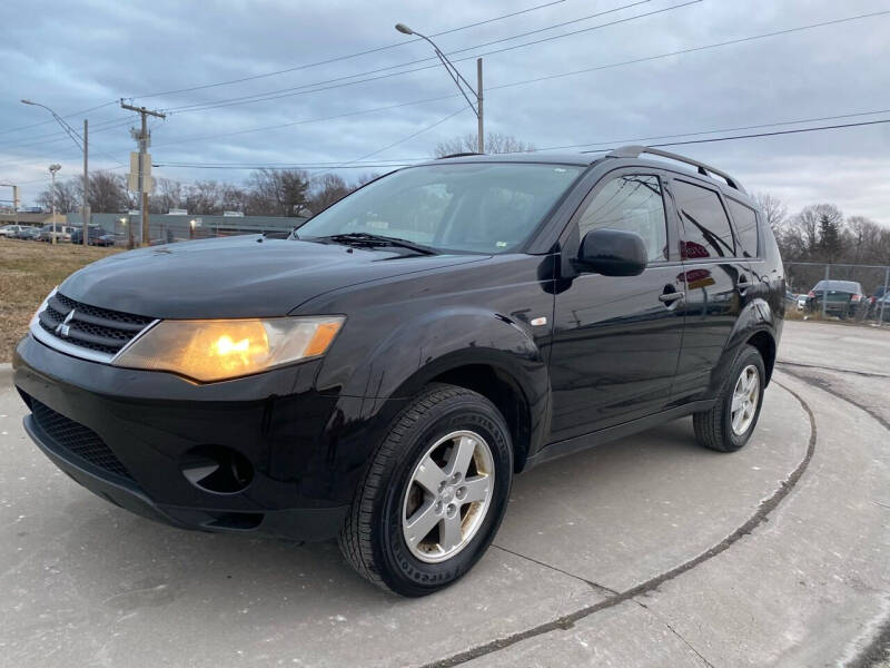 2007 Mitsubishi Outlander for sale at Xtreme Auto Mart LLC in Kansas City MO