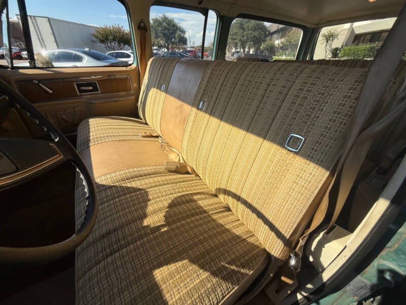 1977 Chevrolet Suburban