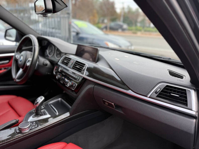 2016 BMW 3 Series 328i