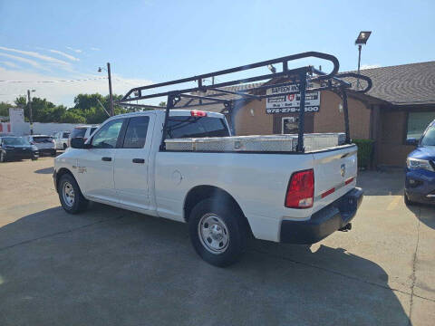 2023 RAM 1500 Classic SLT