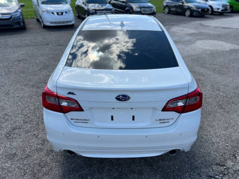 2017 Subaru Legacy 3.6R Limited
