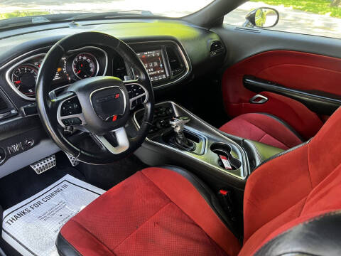 2018 Dodge Challenger SXT Plus