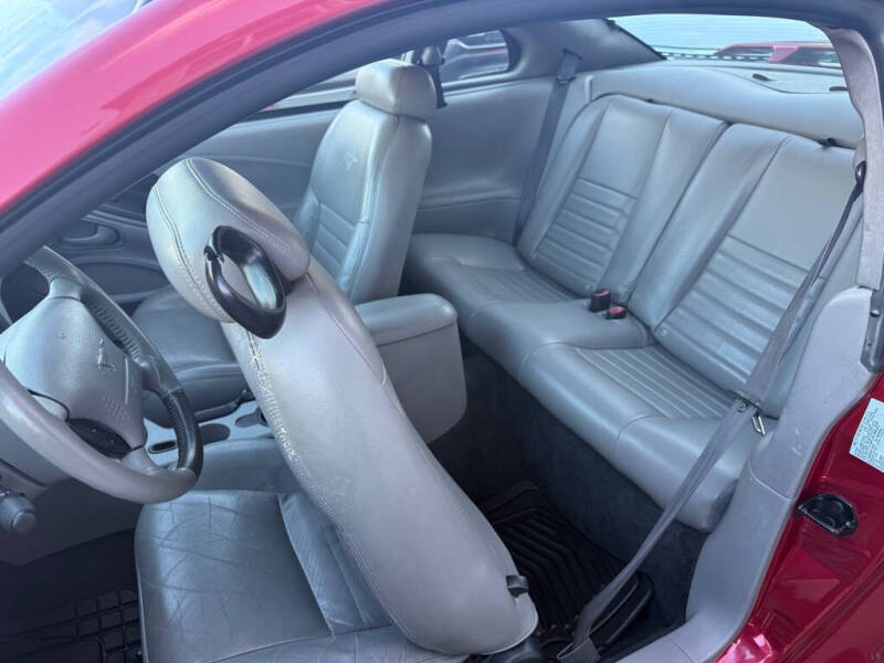 2004 Ford Mustang GT Deluxe