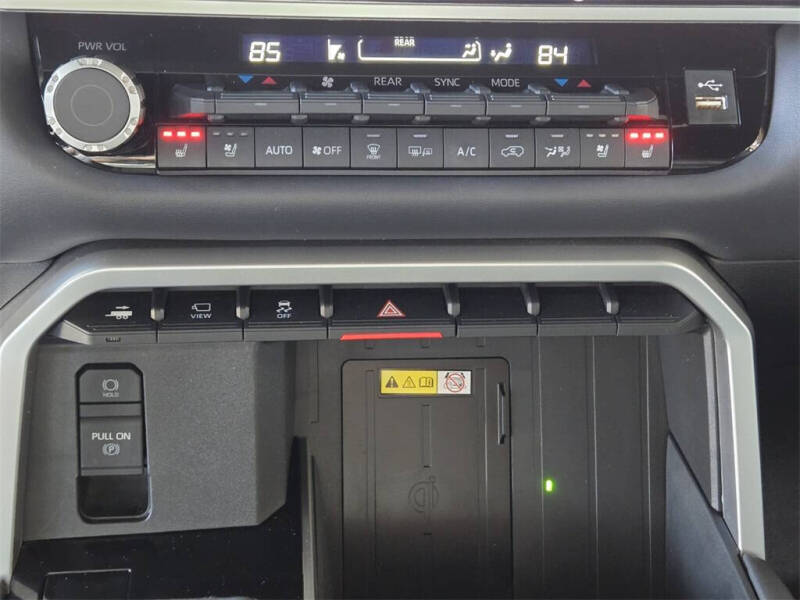 2024 Toyota Sequoia Capstone