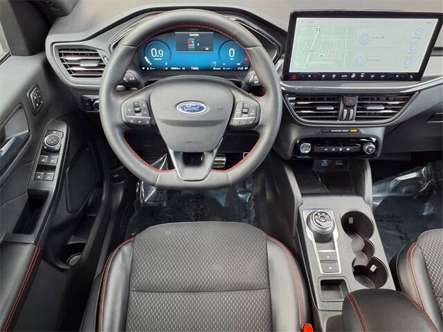 2023 Ford Escape ST-Line Select