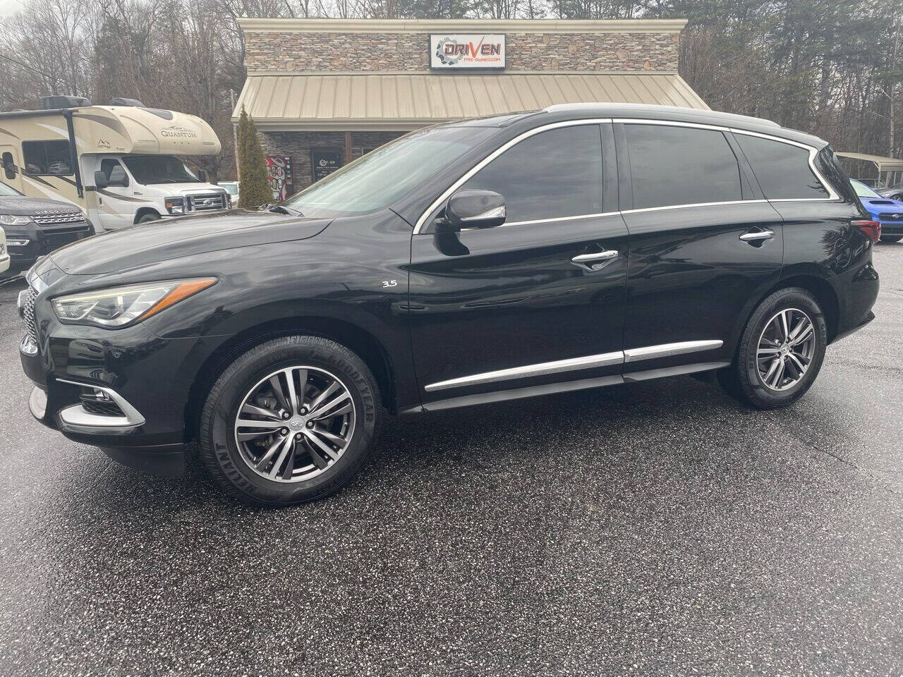 2016 INFINITI QX60 for sale at Driven Pre-Owned in Lenoir, NC