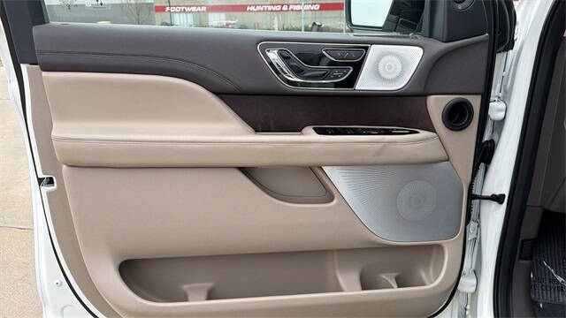 2023 Lincoln Navigator Reserve