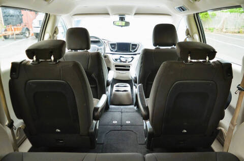 2017 Chrysler Pacifica Touring
