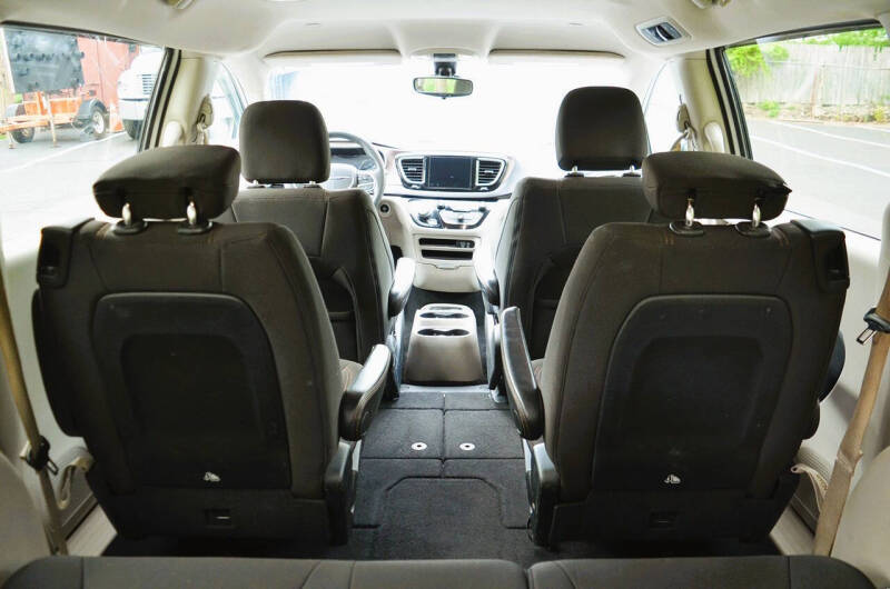 2017 Chrysler Pacifica Touring