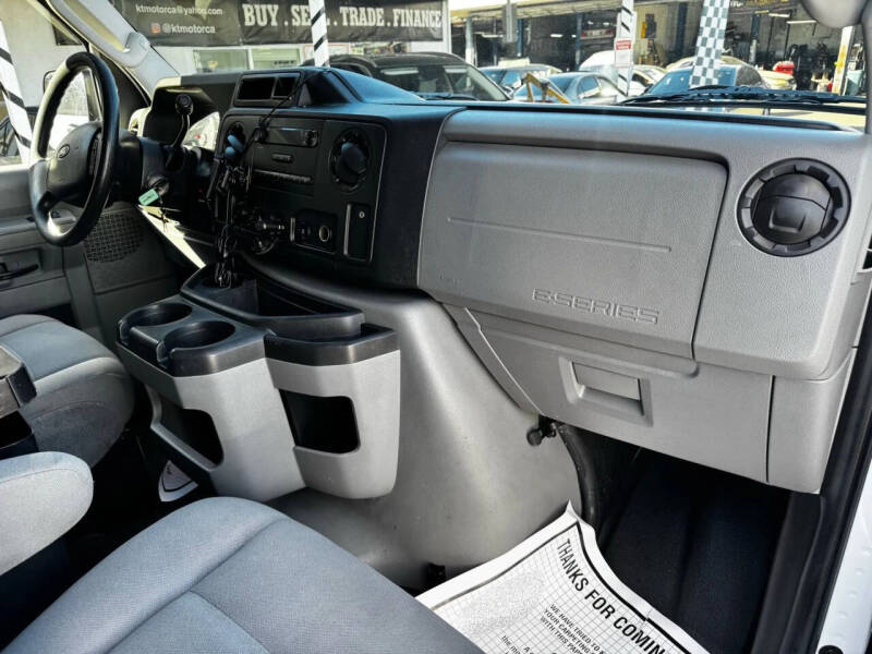 2013 Ford E-Series E-150