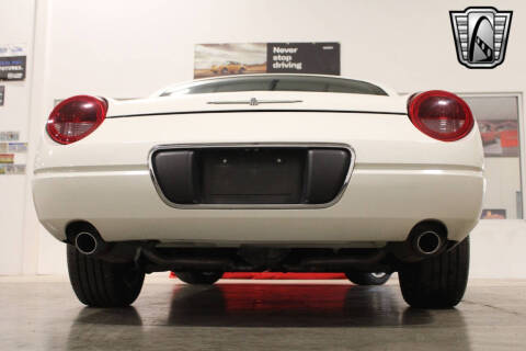 2002 Ford Thunderbird Deluxe