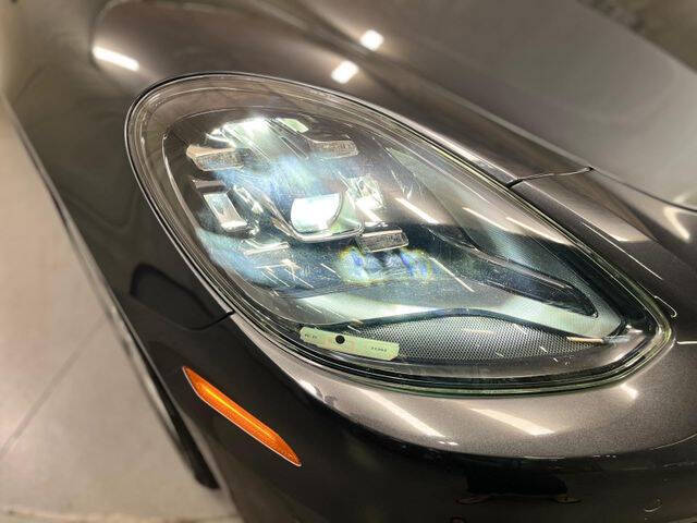 2018 Porsche Panamera 4