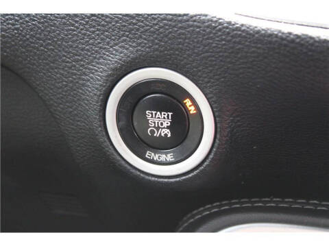 2015 Dodge Challenger SXT Plus