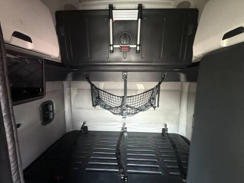 2021 Freightliner Cascadia