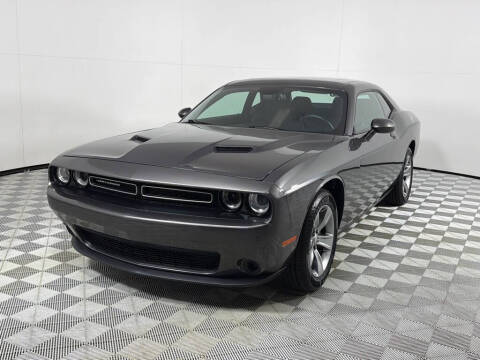2016 Dodge Challenger SXT