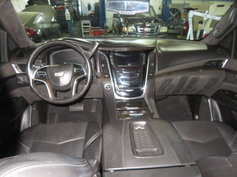 2015 Cadillac Escalade Platinum