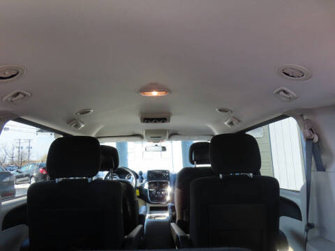 2016 Dodge Grand Caravan SXT Plus