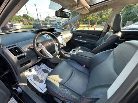 2012 Toyota Prius v Five