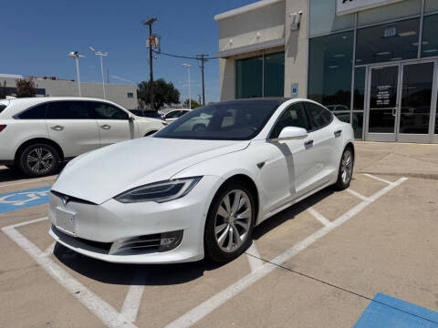 2016 Tesla Model S 90D