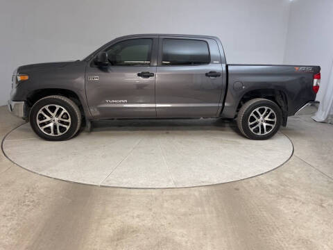 2018 Toyota Tundra SR5