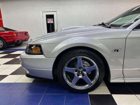 2002 Ford Mustang GT Deluxe