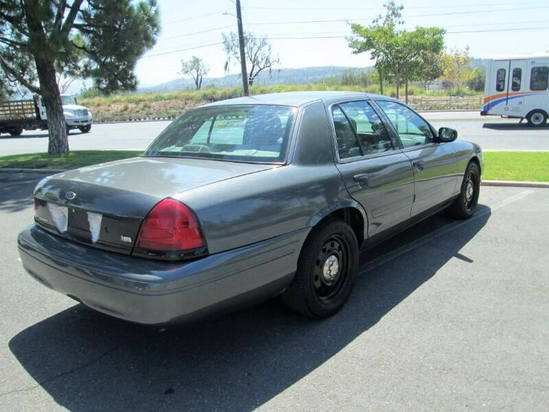 2011 Ford Crown Victoria