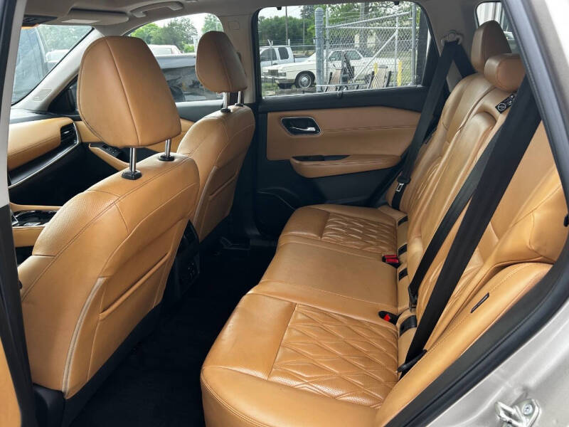 2022 Nissan Rogue Platinum