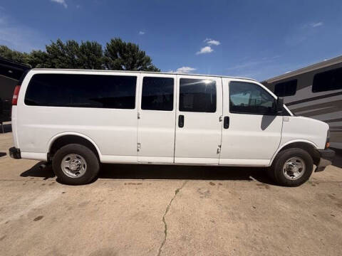 2017 Chevrolet Express LT 3500