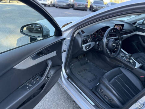 2017 Audi A4 2.0T quattro Premium