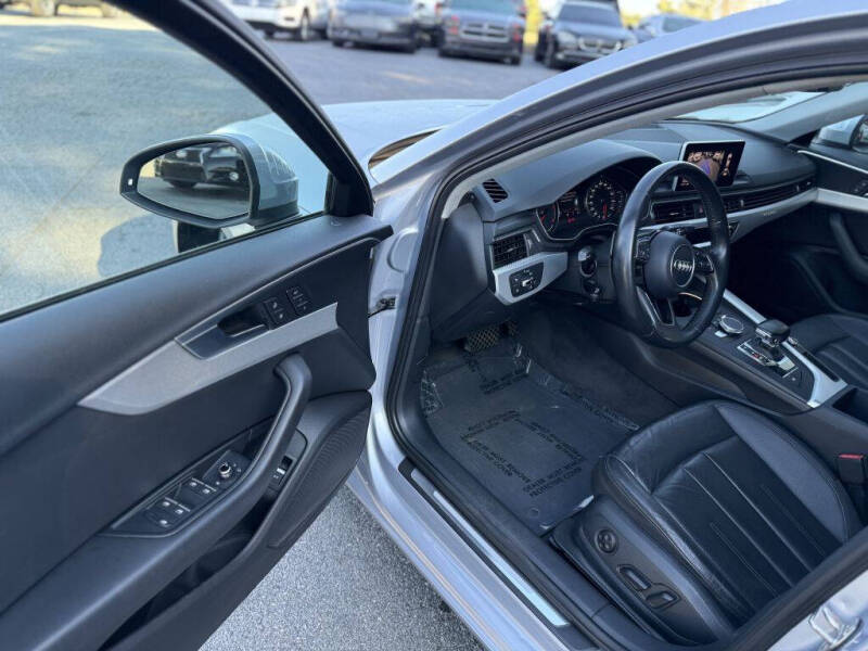 2017 Audi A4 2.0T quattro Premium