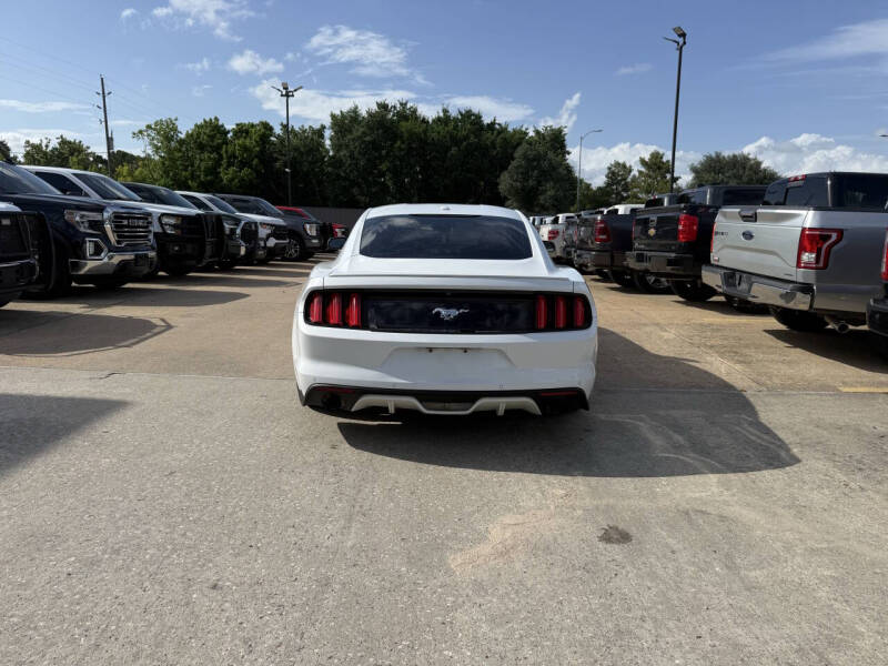 2017 Ford Mustang EcoBoost Premium