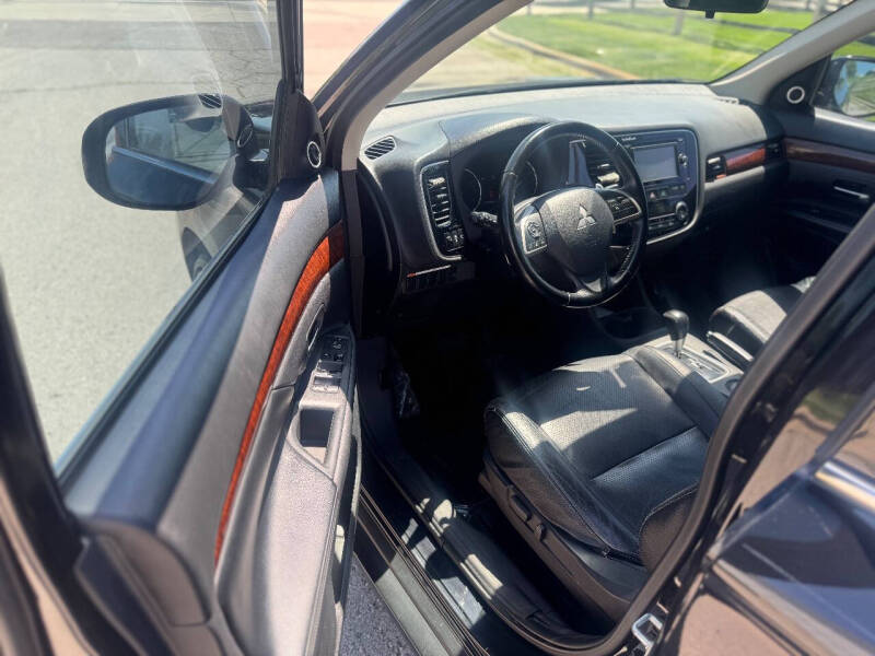 2014 Mitsubishi Outlander GT