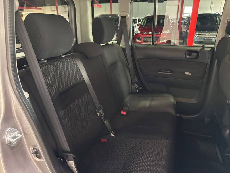 2005 Scion xB