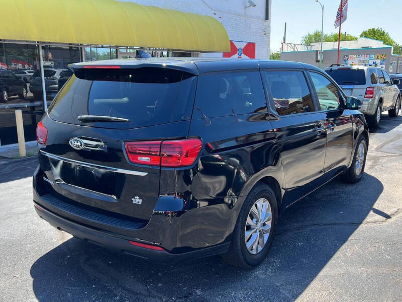 2019 Kia Sedona LX