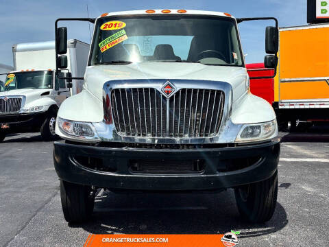 2019 International DuraStar 4300