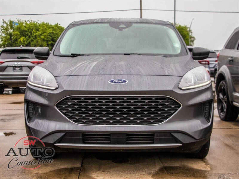 Used 2022 Ford Escape SE with VIN 1FMCU0G66NUB55207 for sale in Perry, OK