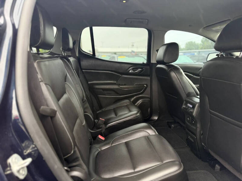 2017 GMC Acadia SLT-1