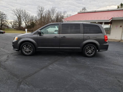 2017 Dodge Grand Caravan for sale at TEAM ANDERSON AUTO GROUP INC in Richmond IN