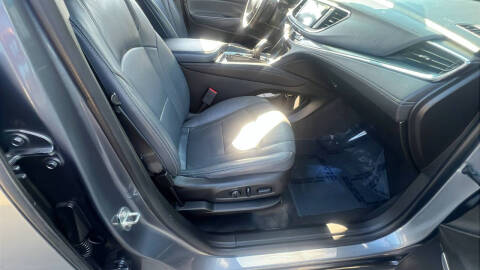 2018 Buick Enclave Essence