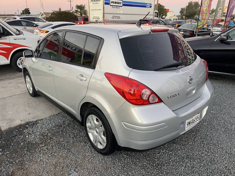 2012 Nissan Versa 1.8 S