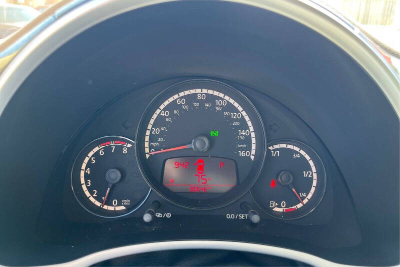 2013 Volkswagen Beetle