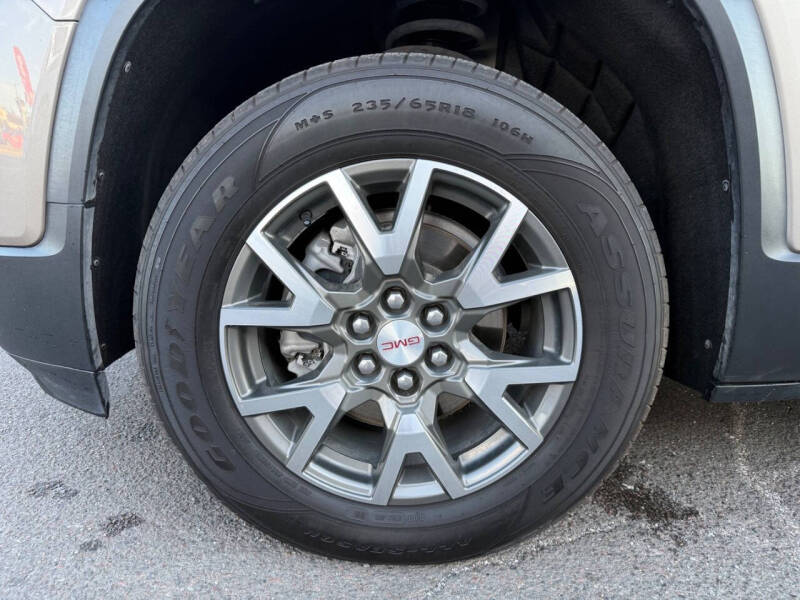 2022 GMC Acadia SLE